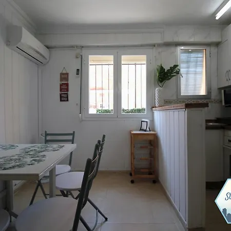 Sunny Los Alamos Апартаменты Торремолинос